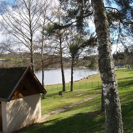 Les Demeures Du Lac Saint-Rémy-sur-Durolle Eksteriør bilde